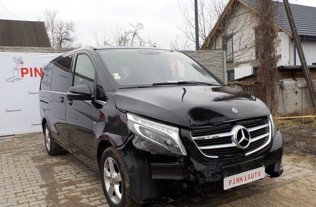 Mercedes-Benz Klasa V cena 86900 przebieg: 211818, rok produkcji 2018 z Poręba małe 742